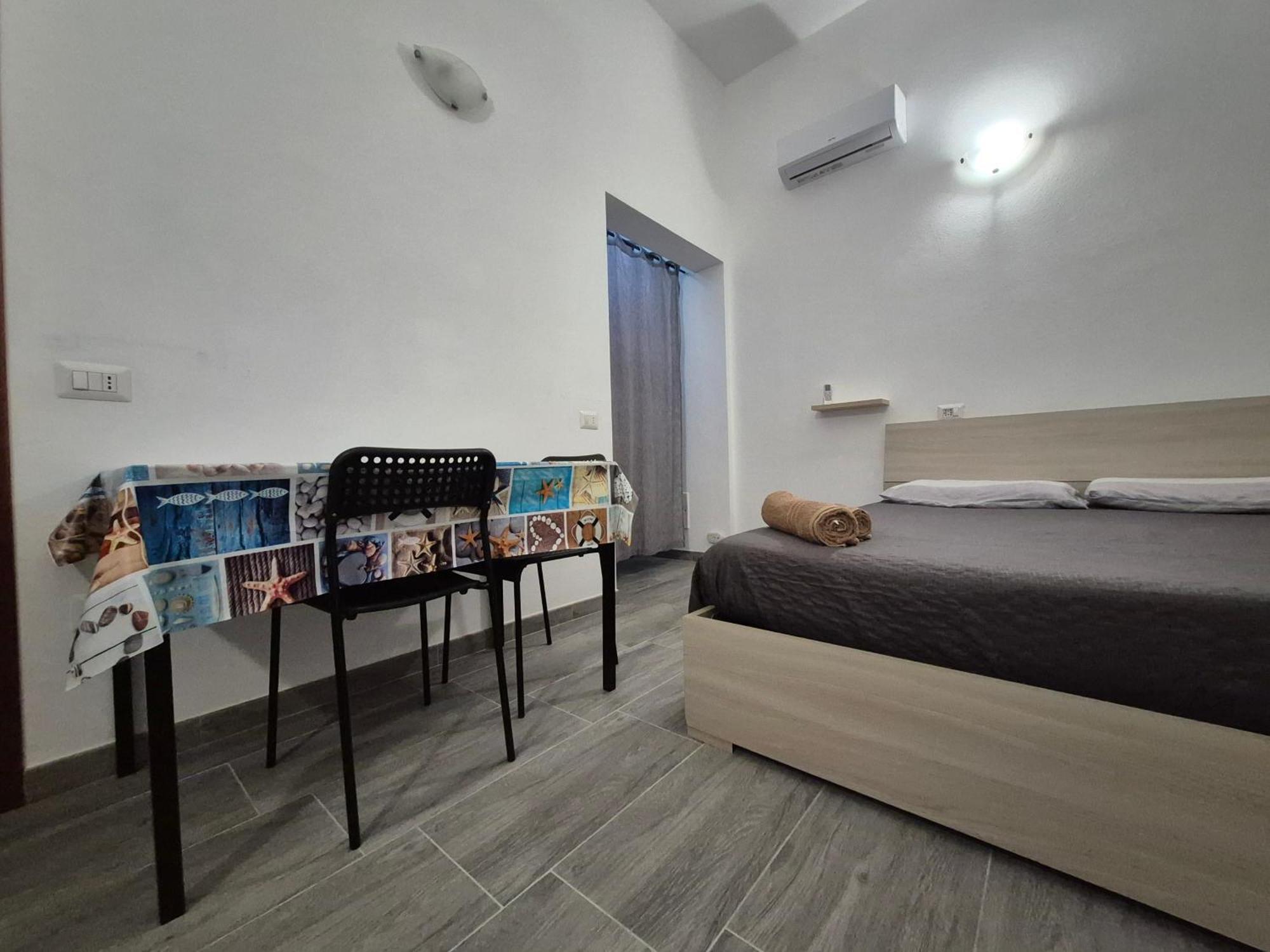 Casa Vacanza Monoboito Quartu Sant'Elena Eksteriør billede